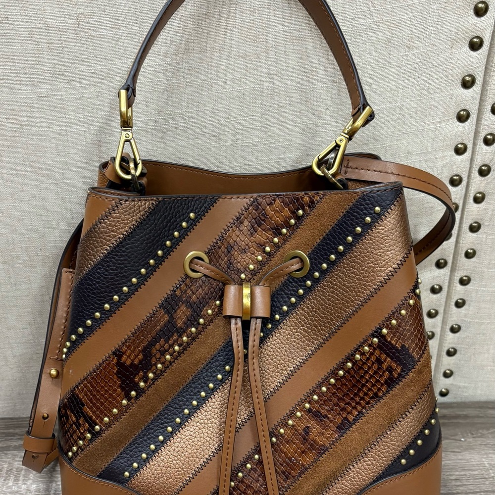 Michael Kors Mercer Gallery Medium Patchwork Embossed Leather Shoulder Bag